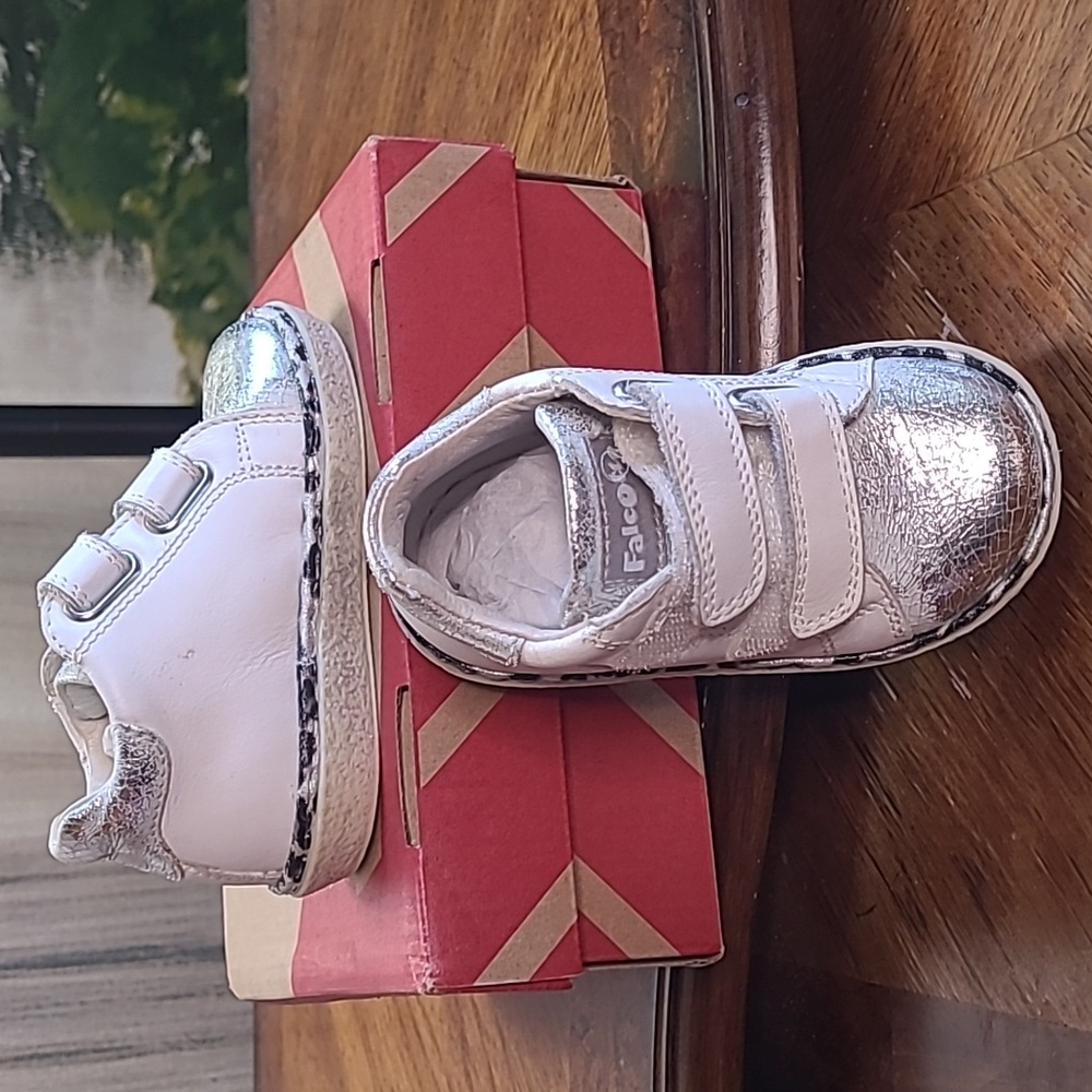 New! Falcotto Anaheim leather sneaker 20 baby walker 4.5 metallic leopard print